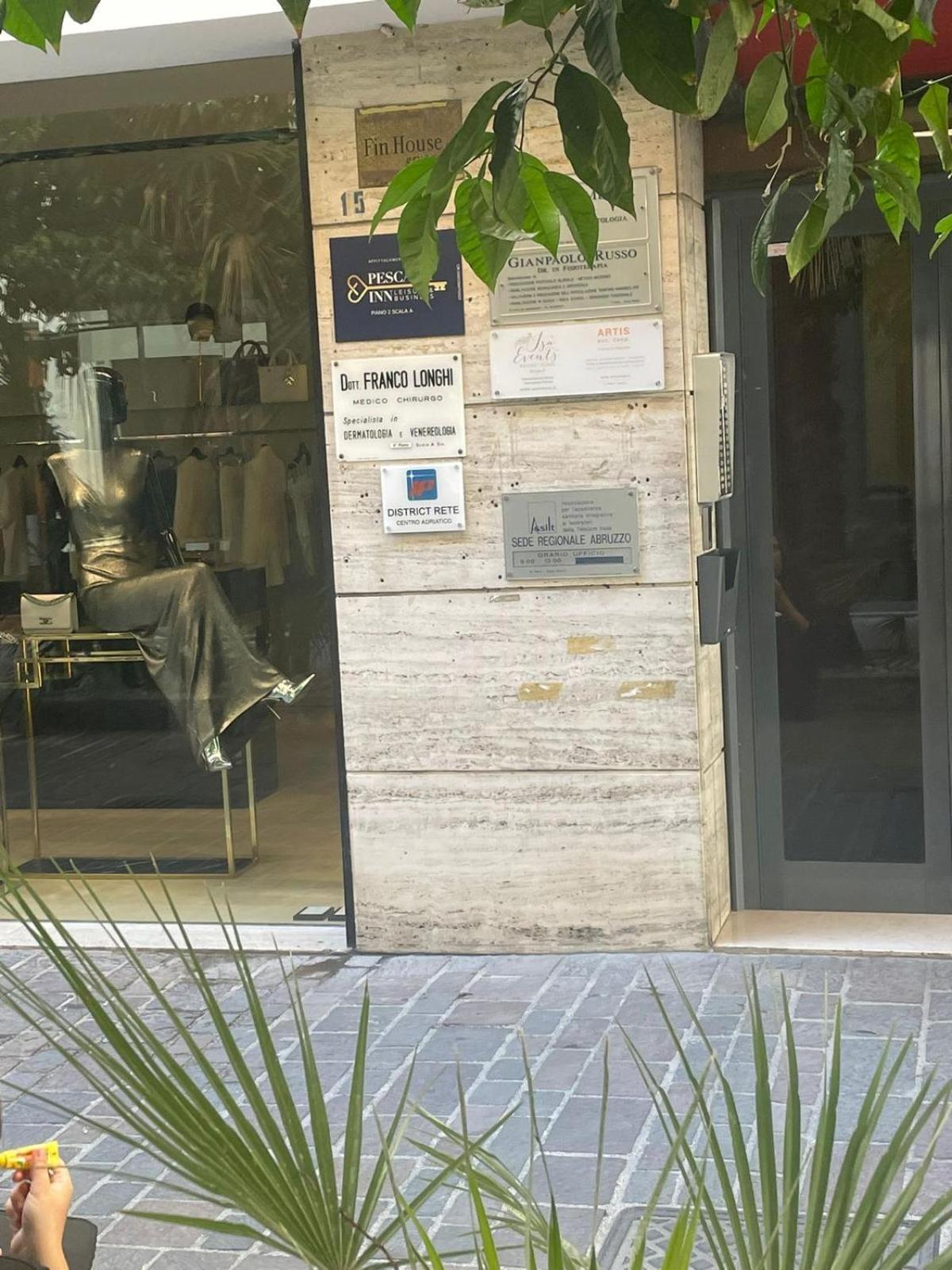 Pescara Inn Via Sulmona 17 エクステリア 写真